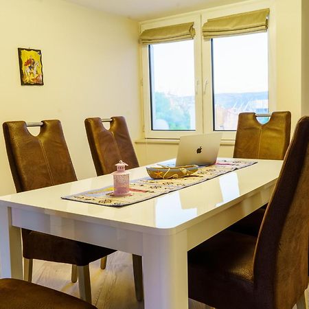 Centrally Located Apartment In Varna Extérieur photo